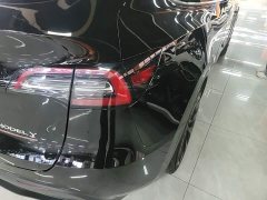 Tesla Model Y Rear-Wheel Drive - ფოტო 8