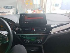 BMW 1 Series Facelift 120i M Sport - ფოტო 10