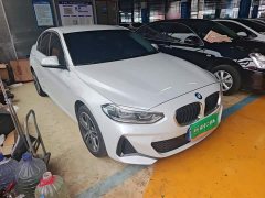 BMW 1 Series Facelift 120i M Sport - ფოტო 4