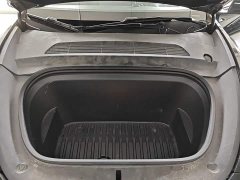 Tesla Model Y Rear-Wheel Drive - ფოტო 20