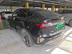 Tesla Model Y Rear-Wheel Drive - ფოტო 5