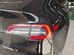 Tesla Model Y Rear-Wheel Drive - ფოტო 8