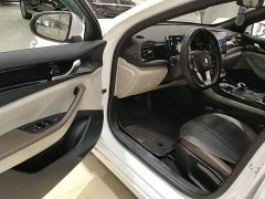 BYD Qin PLUS Glory Edition DM-i 55KM Leading - ფოტო 16