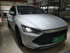 BYD Qin PLUS Glory Edition DM-i 55KM Leading - ფოტო 4