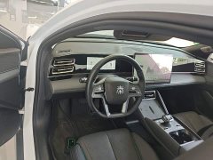 BYD Qin L DM-i Smart Drive Edition 120KM Superior - ფოტო 11