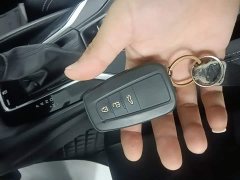 Toyota Corolla TNGA 1.5L CVT Elite - ფოტო 9
