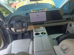 Li Auto Li Xiang MEGA Ultra - ფოტო 10