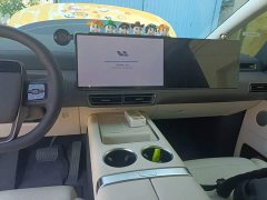 Li Auto Li Xiang MEGA Ultra - ფოტო 13