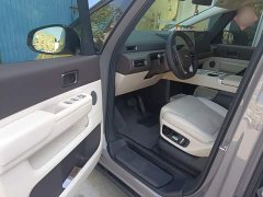 Li Auto Li Xiang MEGA Ultra - ფოტო 16