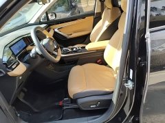 Geely Boyue L 1.5TD DCT Luxury - ფოტო 15