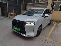 Wuling Starlight 730 New Energy PHEV 125km Luxury - ფოტო 1
