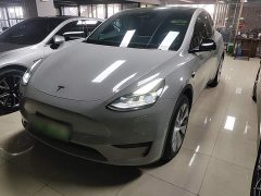 Tesla Model Y Rear-Wheel Drive - ფოტო 1