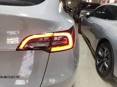 Tesla Model Y Rear-Wheel Drive - ფოტო 8