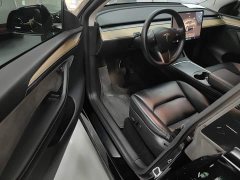Tesla Model Y Rear-Wheel Drive - ფოტო 16