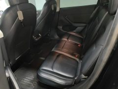 Tesla Model Y Rear-Wheel Drive - ფოტო 17