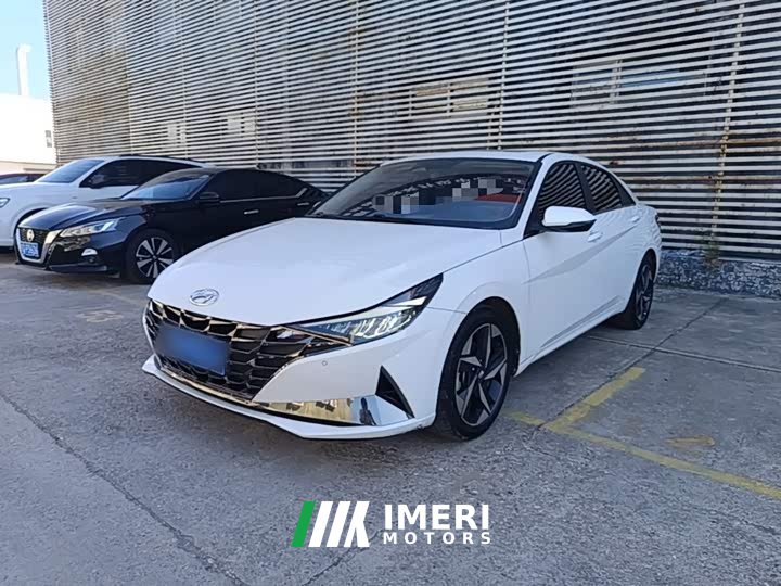 Hyundai Elantra 1.5L CVT Luxury