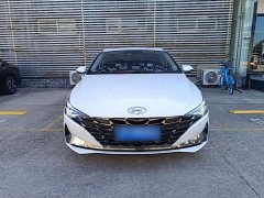 Hyundai Elantra 1.5L CVT Luxury - ფოტო 3