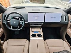Li Auto L9 Ultra Smart Refresh Edition - ფოტო 10