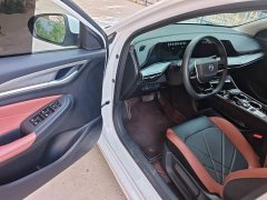Changan Eado Enjoy Plus Blue Whale NE 1.4T GDI DCT Luxury Edition - ფოტო 16