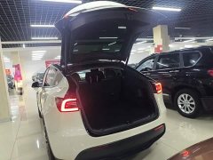 Tesla Model Y Standard Range RWD - ფოტო 18