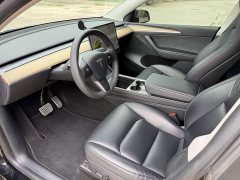 Tesla Model Y Standard Range RWD - ფოტო 20