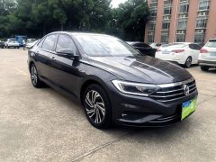 Volkswagen Sagitar 200TSI DSG Excellence Edition - ფოტო 4
