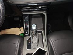 SAIC MG i5 1.5L CVT Prestige - ფოტო 14