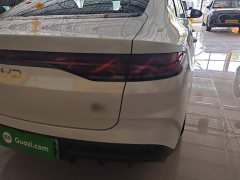 BYD Qin L DM-i 128KM Entry-Level - ფოტო 8