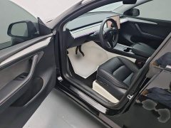 Tesla Model Y Rear-Wheel Drive - ფოტო 16