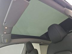 Tesla Model Y Rear-Wheel Drive - ფოტო 18