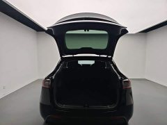 Tesla Model Y Rear-Wheel Drive - ფოტო 19