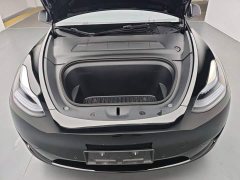 Tesla Model Y Rear-Wheel Drive - ფოტო 20