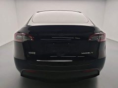 Tesla Model Y Rear-Wheel Drive - ფოტო 6