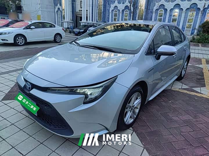 Toyota Corolla Hybrid 1.8H E-CVT Base - ავტომობილი ჩინეთიდან