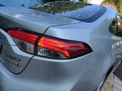 Toyota Corolla Hybrid 1.8H E-CVT Base - ფოტო 8