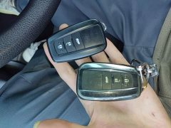 Toyota Corolla Hybrid 1.8H E-CVT Base - ფოტო 9