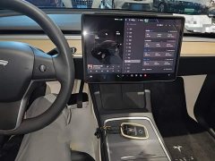 Tesla Model Y 2022 Facelift Rear-Wheel Drive - ფოტო 10