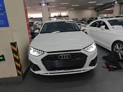 Audi A4L 2020 40 TFSI Fashion Dynamic - ფოტო 3