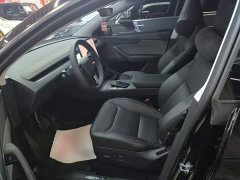 Tesla Model Y Rear-Wheel Drive - ფოტო 15