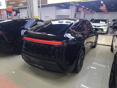 Tesla Model Y Rear-Wheel Drive - ფოტო 7