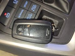 Toyota Vland 2.0L CVT AWD Luxury Plus - ფოტო 17