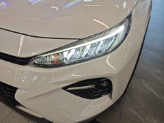 Toyota Vland 2.0L CVT AWD Luxury Plus - ფოტო 18