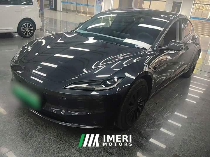 Tesla Model 3 Rear-Wheel Drive