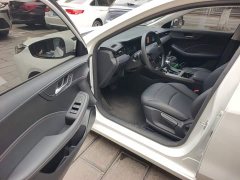 SAIC MG i5 2026 1.5L CVT Luxury - ფოტო 16