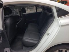 SAIC MG i5 2026 1.5L CVT Luxury - ფოტო 17