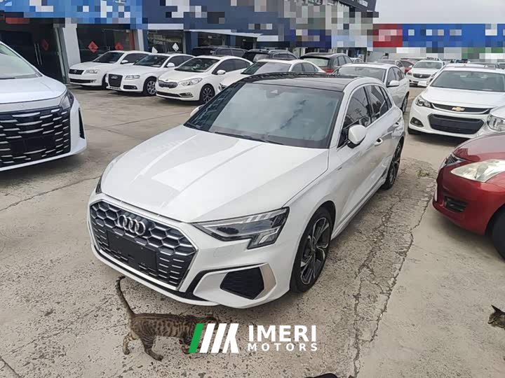 Audi A3 2021 Sportback 35 TFSI Luxury Sport - ავტომობილი ჩინეთიდან