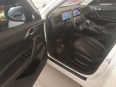 SAIC MG RX5 1.5T Superior Edition - ფოტო 16