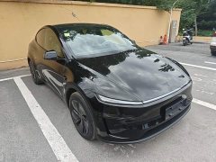 Tesla Model Y 2025 Rear-Wheel Drive Launch Edition - ფოტო 4
