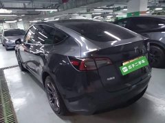 Tesla Model Y Rear-Wheel Drive - ფოტო 5