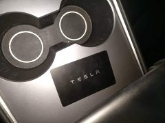 Tesla Model Y Rear-Wheel Drive - ფოტო 9